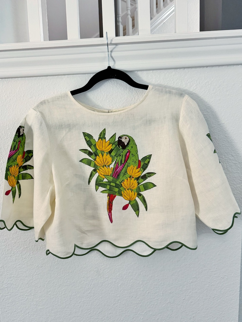 FARM Rio Maracana Bird Linen Cropped Top SZ M - Picture 2 of 3
